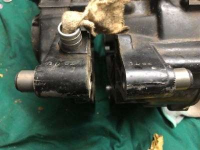 motor xt oli beide häften ohne hülse.jpg