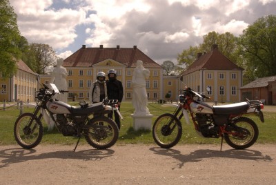 01 Die wilden Hühner.jpg (534.38 KiB) 7781 mal betrachtet 01 Die wilden Hühner.jpg