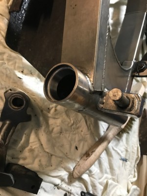 Kastenschwinge und Arm Kettenspanner 1.JPG