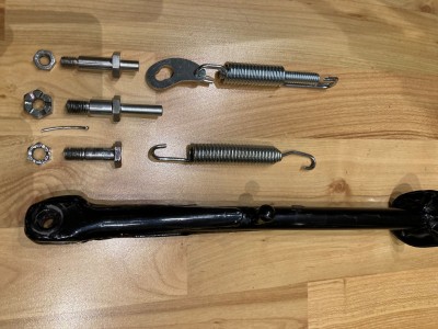 XT Seitenständer mit Bolzen.JPG