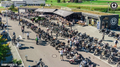 CUSTOM+BIKES.jpg