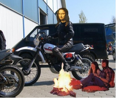 mona.jpg