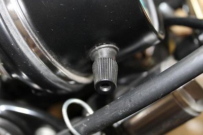 76er Tachorückstellknopf 004.JPG