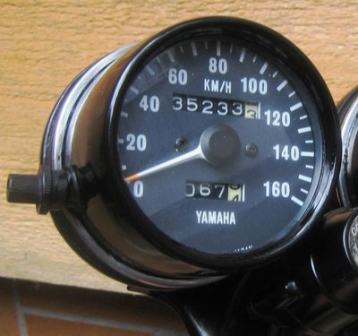 Tacho XT500 kmh 76-a.JPG