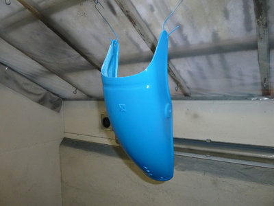 P1070898 klein Kotflügel blau.jpg