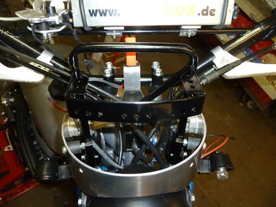 P1070899 Cockpit.jpg