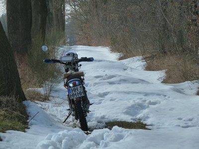 P1070992 klein schnee.jpg